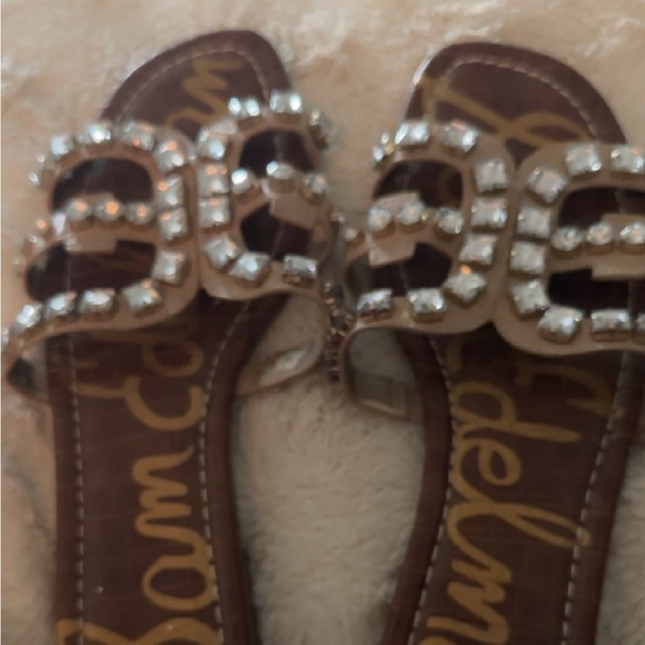 Sam Edelman flats what studs - Picture 2 of 4